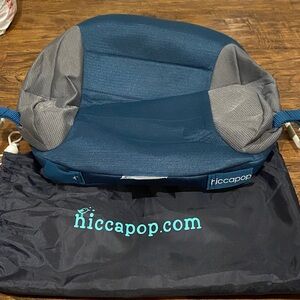 hiccapop Blue and Gray Booster Seat